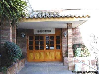 Hotel Brujas De Irues